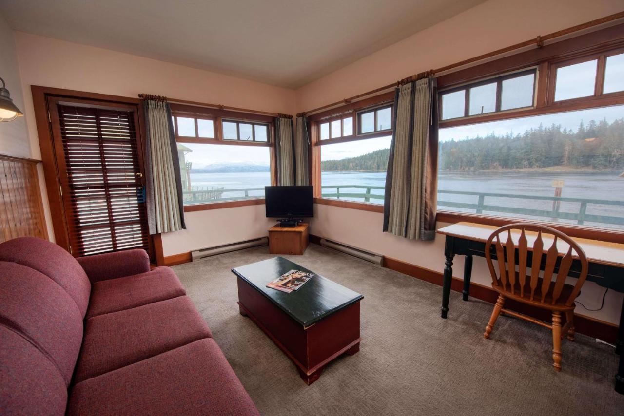 April Point Resort Quathiaski Cove Oda fotoğraf